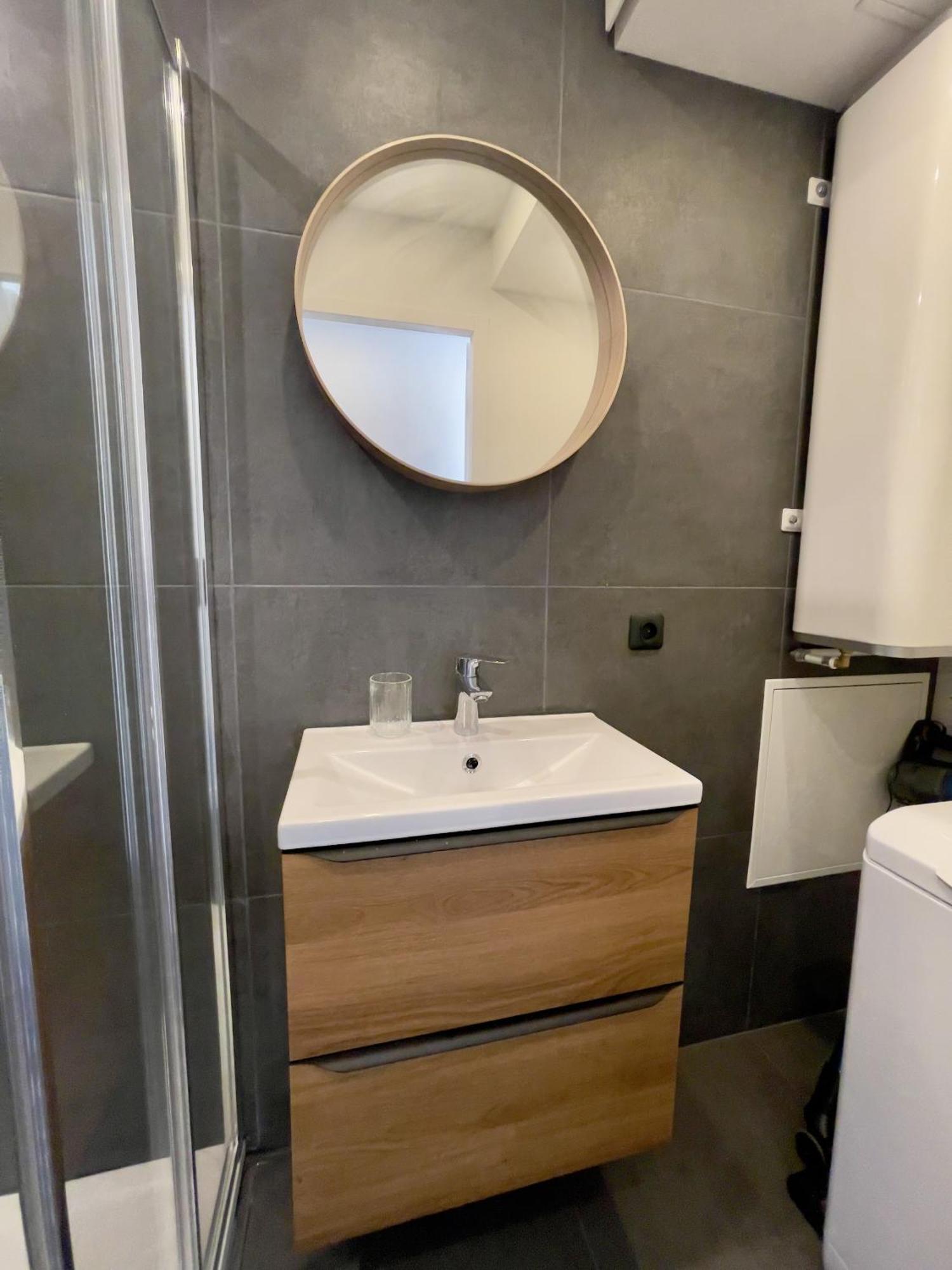 Ferienwohnung Laura Cosy T2 *Clim* Proche Gare Grenoble Zimmer foto